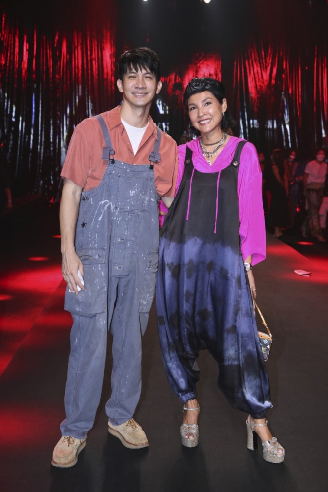 06_เคน ธีรเดช และ หน่อยบุษกร ร่วมชมโชว์ NAGARA