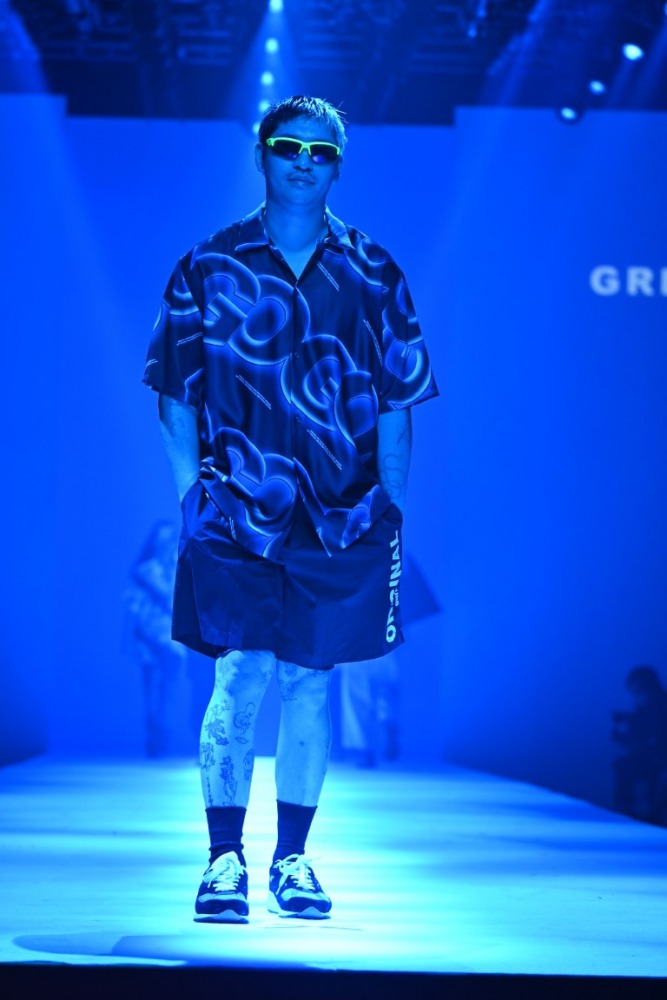 GREYHOUND ORIGINAL (52)