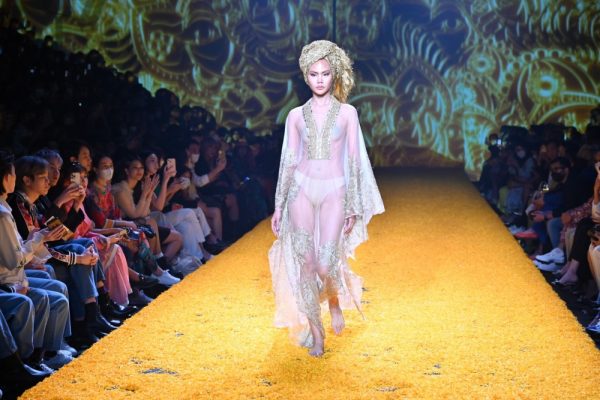 ISSUE presented by TAT (18)