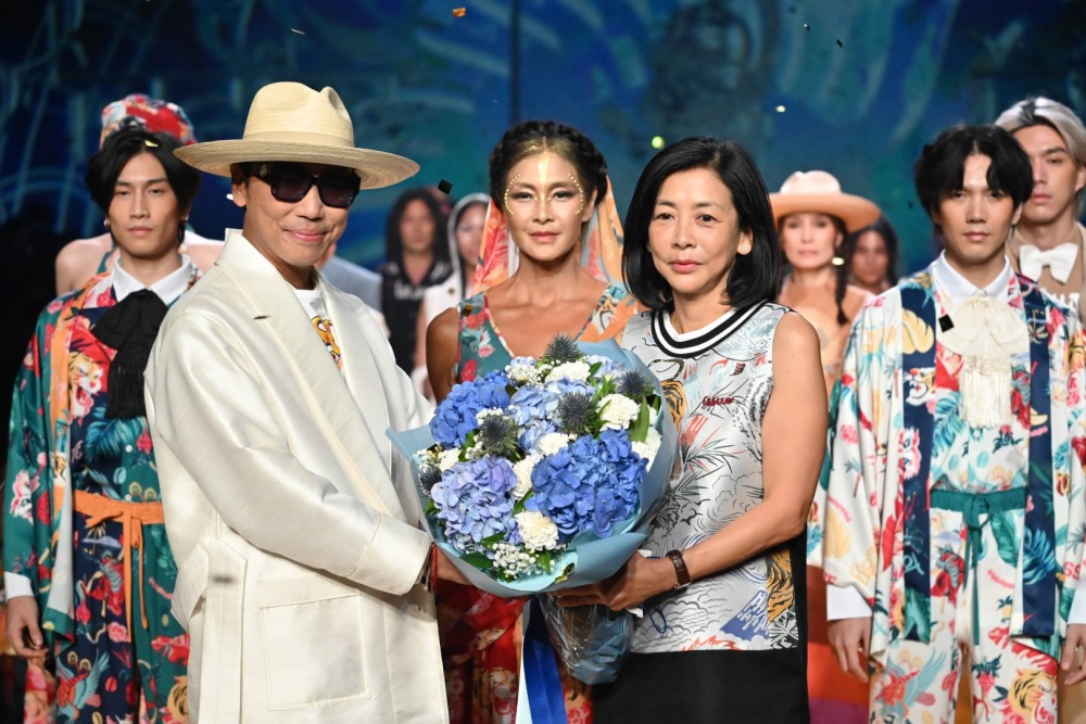 ISSUE presented by TAT (46)