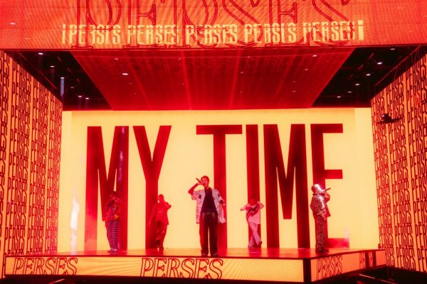 PERSES DEBUT STAGE_18