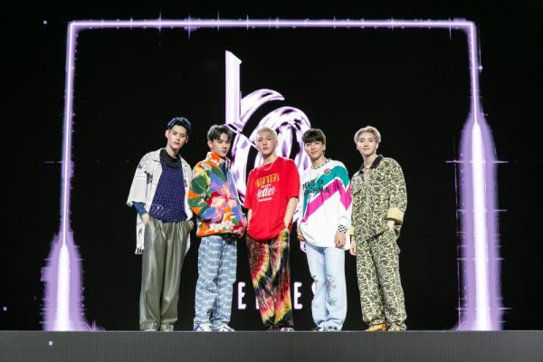 PERSES DEBUT STAGE_21