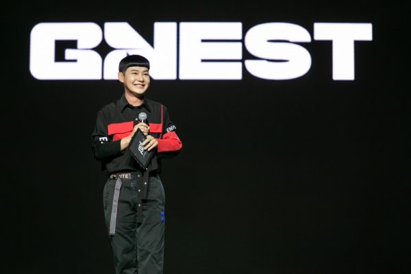 PERSES DEBUT STAGE_DJNUI