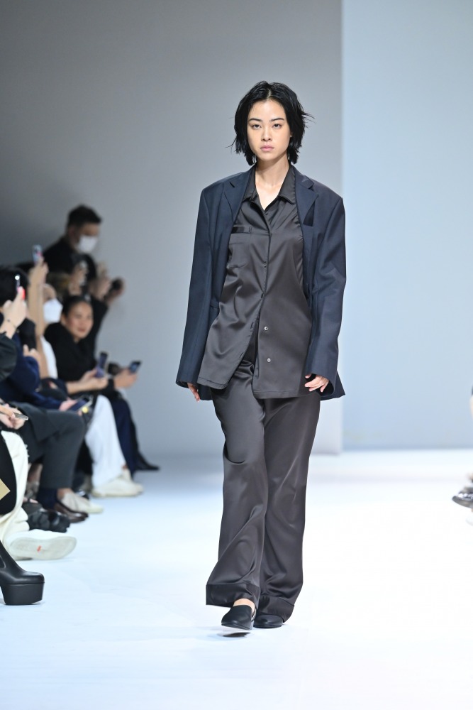 VVON SUGUNNASIL (30)