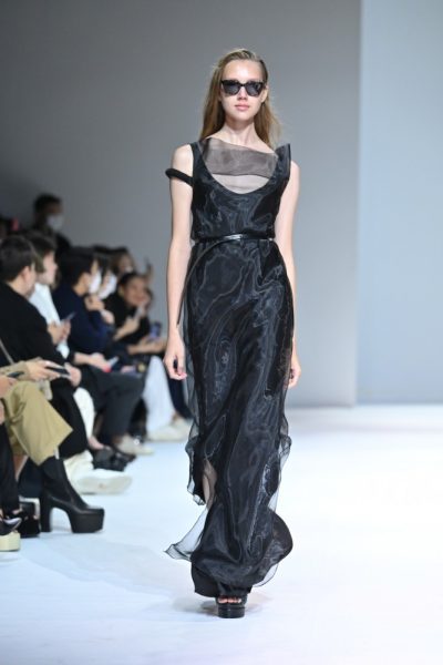 VVON SUGUNNASIL (33)