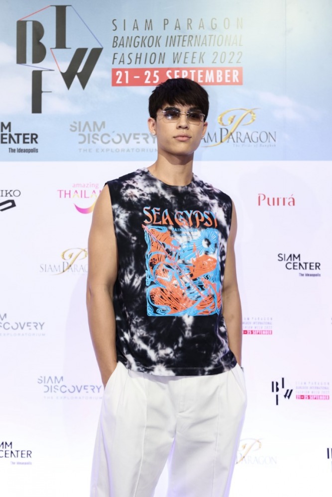 จอส เวอาห์ แสงเงิน