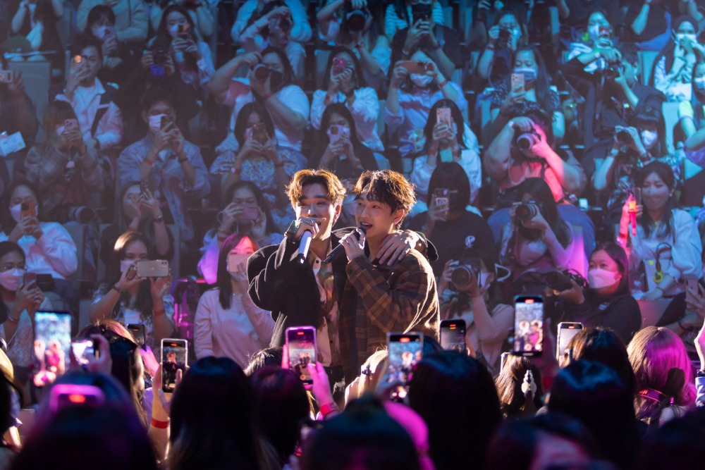 3AC89808-350C-4084-BB23-90440C4068EF