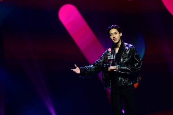 BEST (POPULAR) MALE ARTIST_BILLKIN