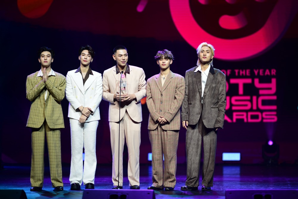 Best (POPULAR) MALE GROUP_LAZ1