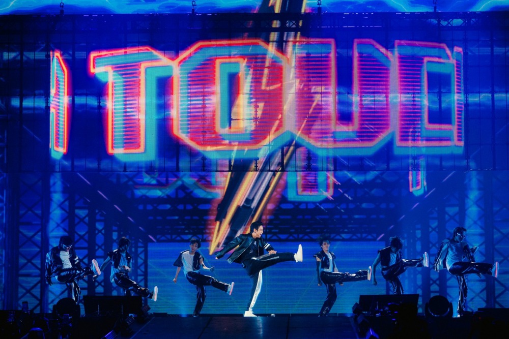 LINE_ALBUM_230731_54