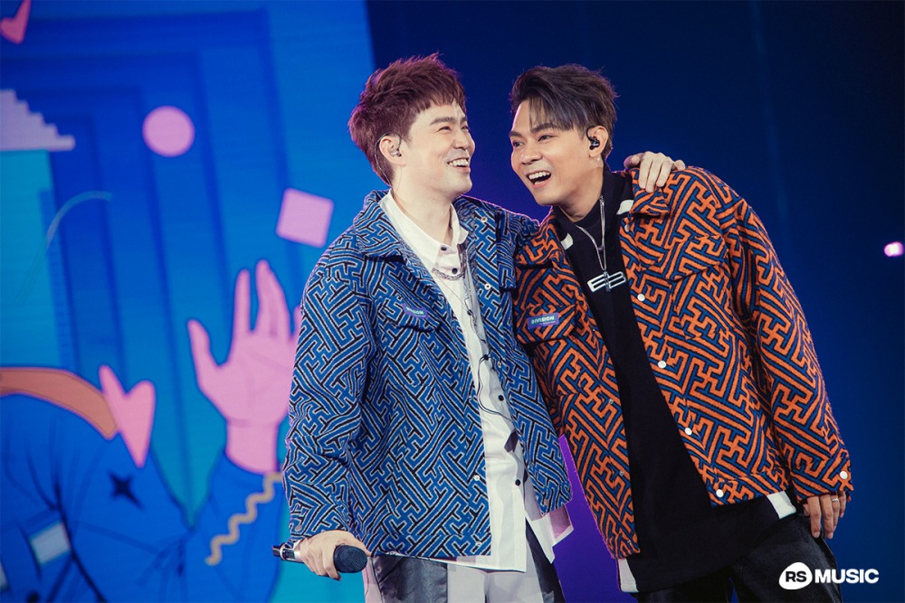 12 D2B ETERNITY 2023